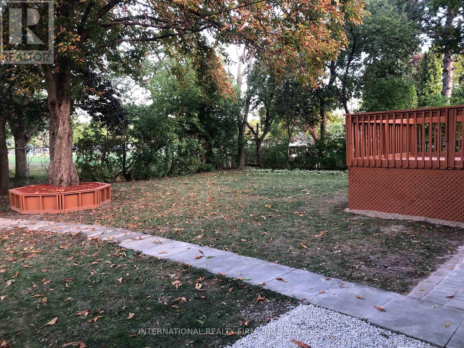 55 Kenton Drive, Toronto (Newtonbrook West), Ontario  M2R 2H9 - Photo 21 - C12403026