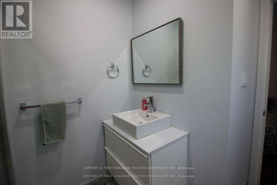 133 Deer Park Circle W, London North, Ontario  N6H 3B9 - Photo 25 - X12373801