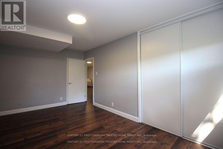 133 Deer Park Circle W, London North, Ontario  N6H 3B9 - Photo 35 - X12373801