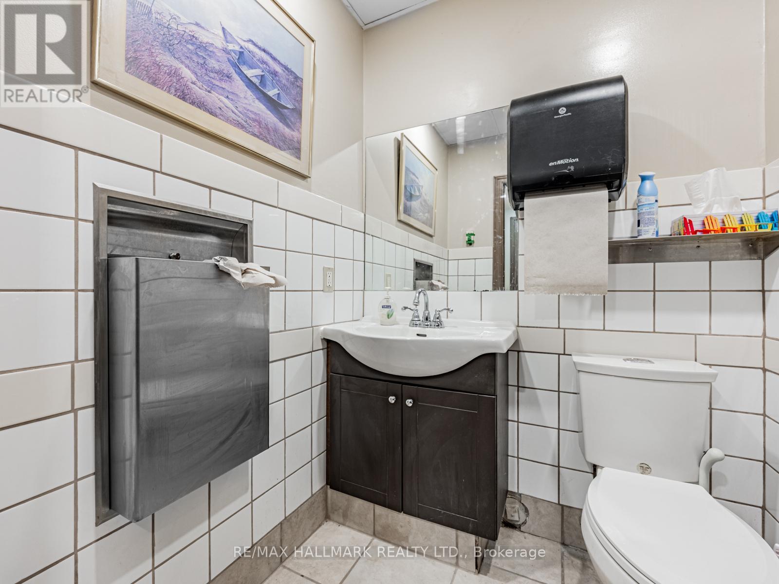 5014 Old Brock Road, Pickering, Ontario  L1Y 1B3 - Photo 12 - E12403038