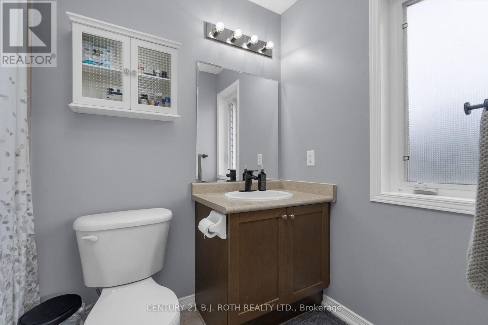 35 Mccann Lane, Essa, Ontario  L0M 1B4 - Photo 13 - N12403003
