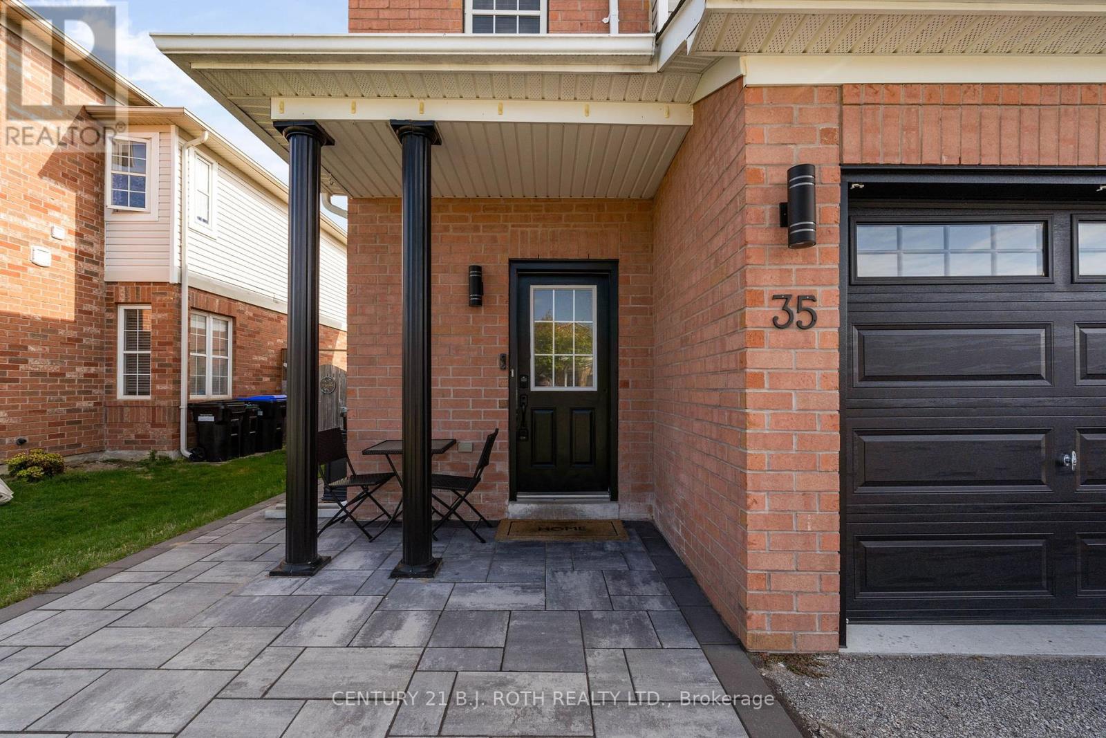 35 Mccann Lane, Essa, Ontario  L0M 1B4 - Photo 2 - N12403003