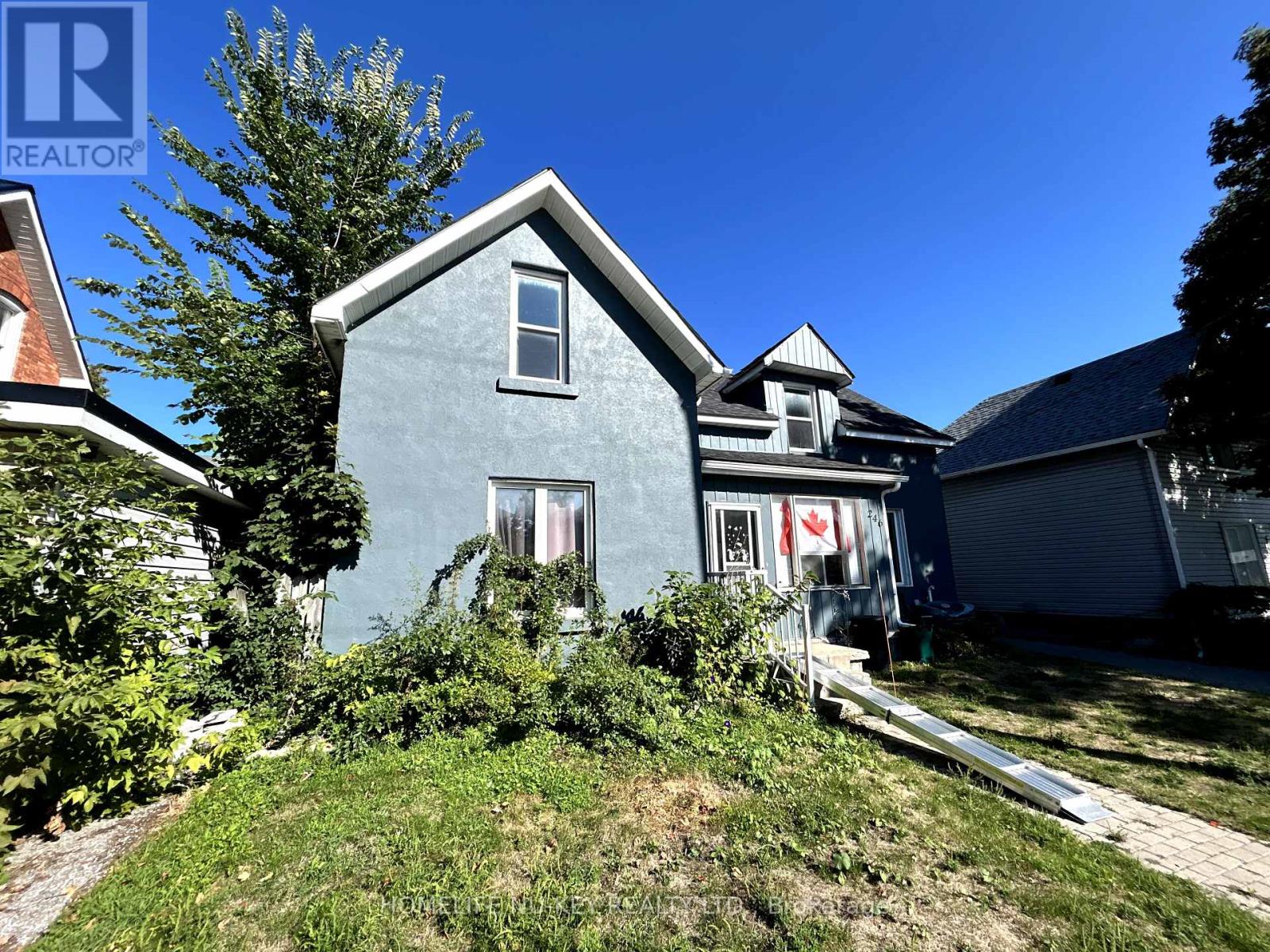 246 Mary Street, Orillia, Ontario  L3V 3E6 - Photo 4 - S12403017