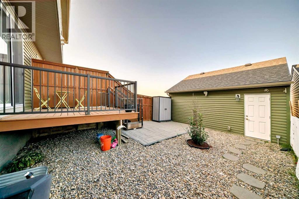 720 Livingston Hill Ne, Calgary, Alberta  T3P 1K5 - Photo 39 - A2256422