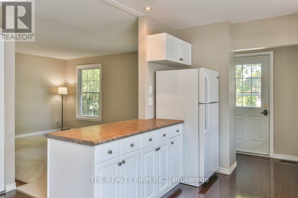 56 Toulon Crescent, London East, Ontario  N5V 1J5 - Photo 16 - X12403065