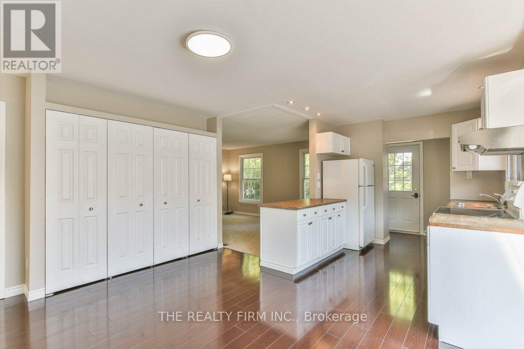 56 Toulon Crescent, London East, Ontario  N5V 1J5 - Photo 18 - X12403065