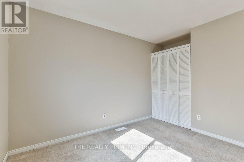 56 Toulon Crescent, London East, Ontario  N5V 1J5 - Photo 24 - X12403065