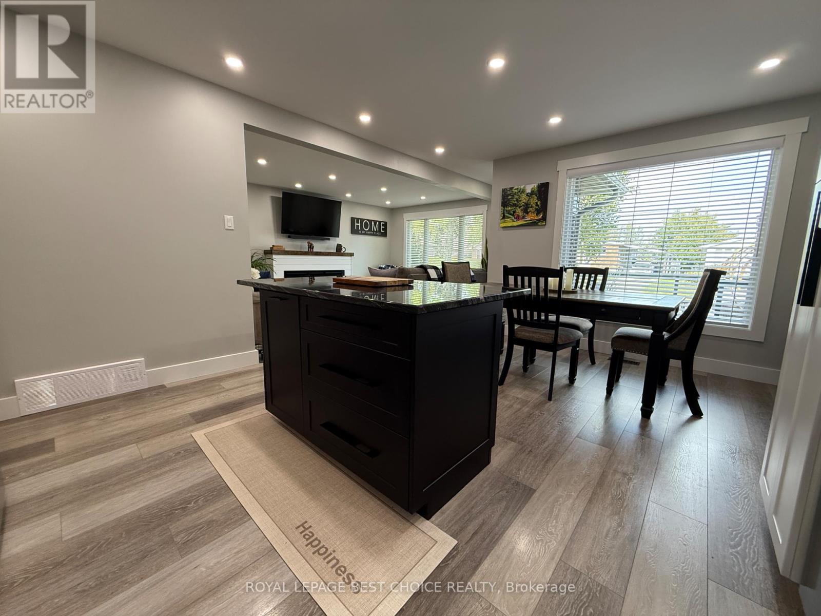 260 Pine Street W, Temiskaming Shores, Ontario  P0J 1P0 - Photo 11 - T12403048