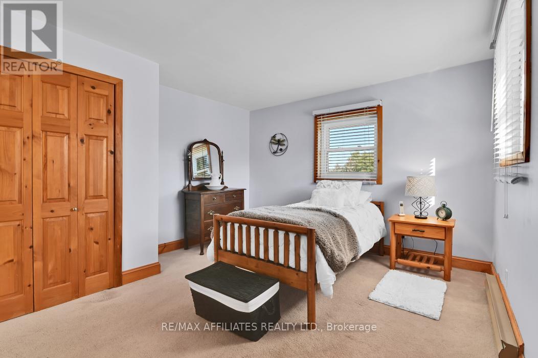 81 Trotters Lane, Rideau Lakes, Ontario  K0G 1X0 - Photo 17 - X12403044