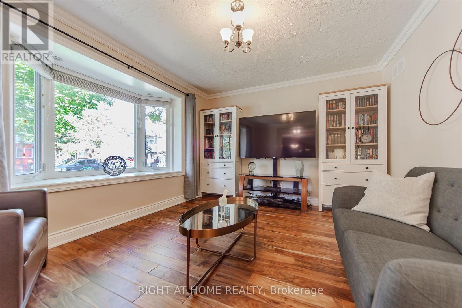 Property at 7 ADELE AVENUE image 2