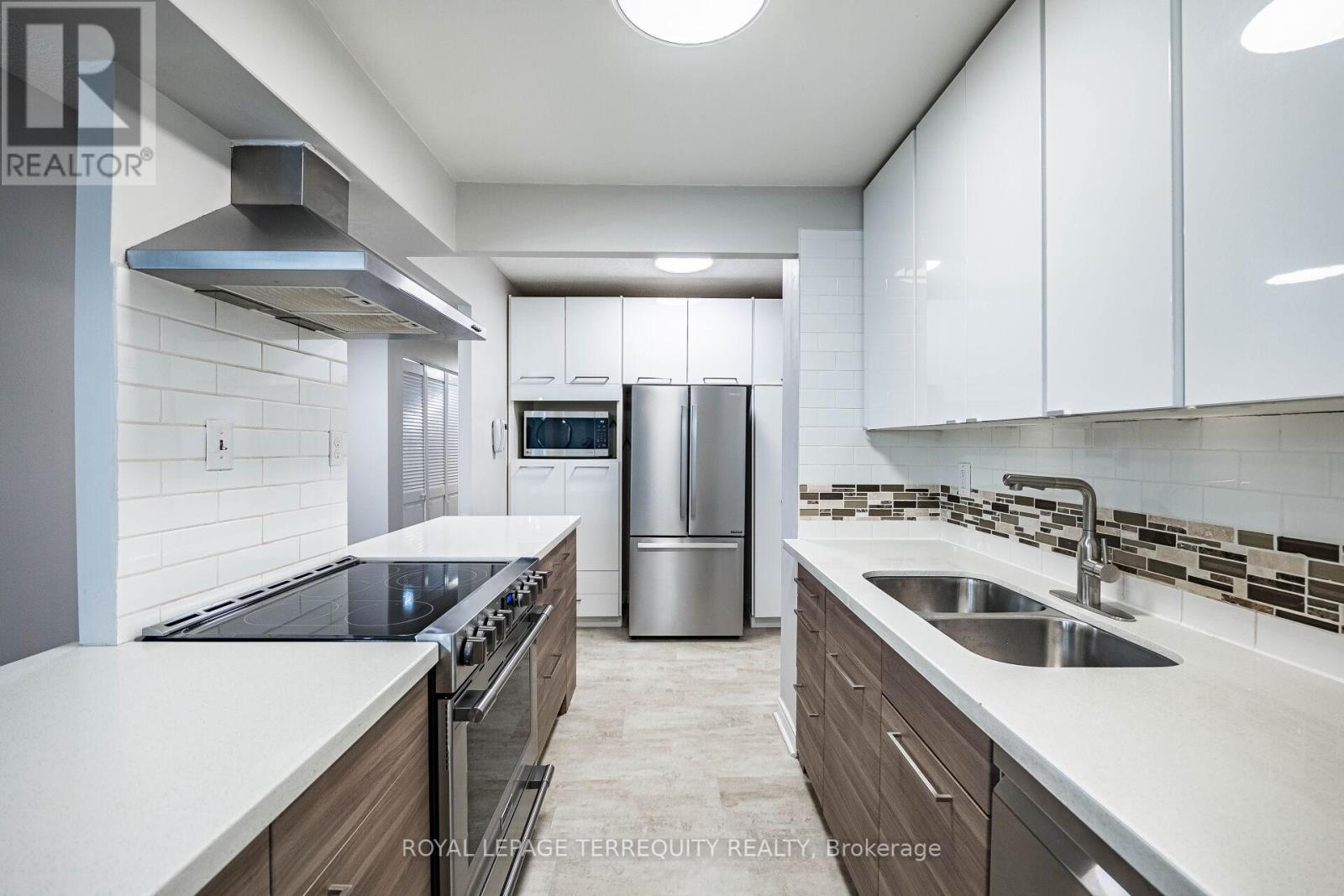 210 - 299 Mill Road, Toronto, Ontario  M9C 4V9 - Photo 17 - W12403020