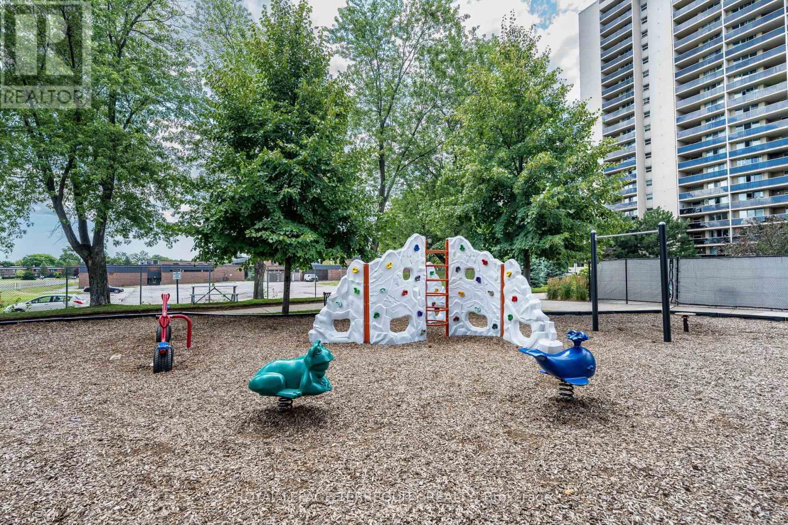 210 - 299 Mill Road, Toronto, Ontario  M9C 4V9 - Photo 33 - W12403020