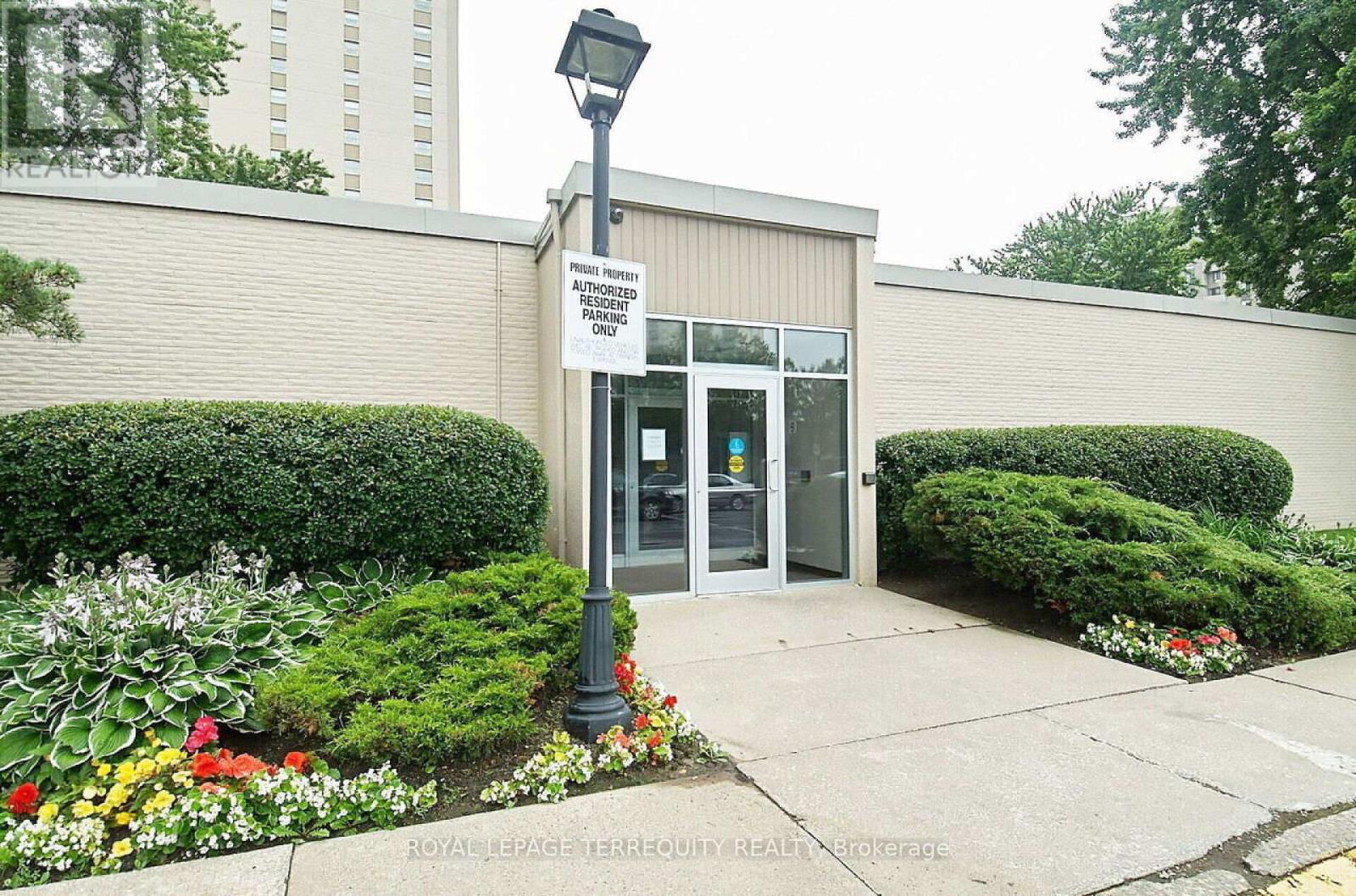 210 - 299 Mill Road, Toronto, Ontario  M9C 4V9 - Photo 34 - W12403020