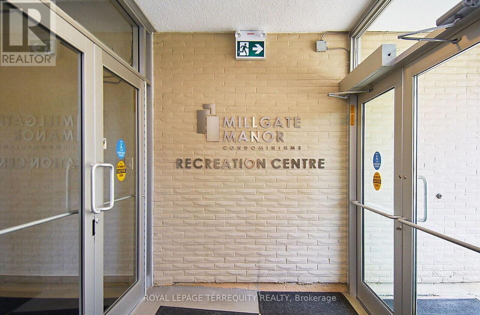 210 - 299 Mill Road, Toronto, Ontario  M9C 4V9 - Photo 35 - W12403020