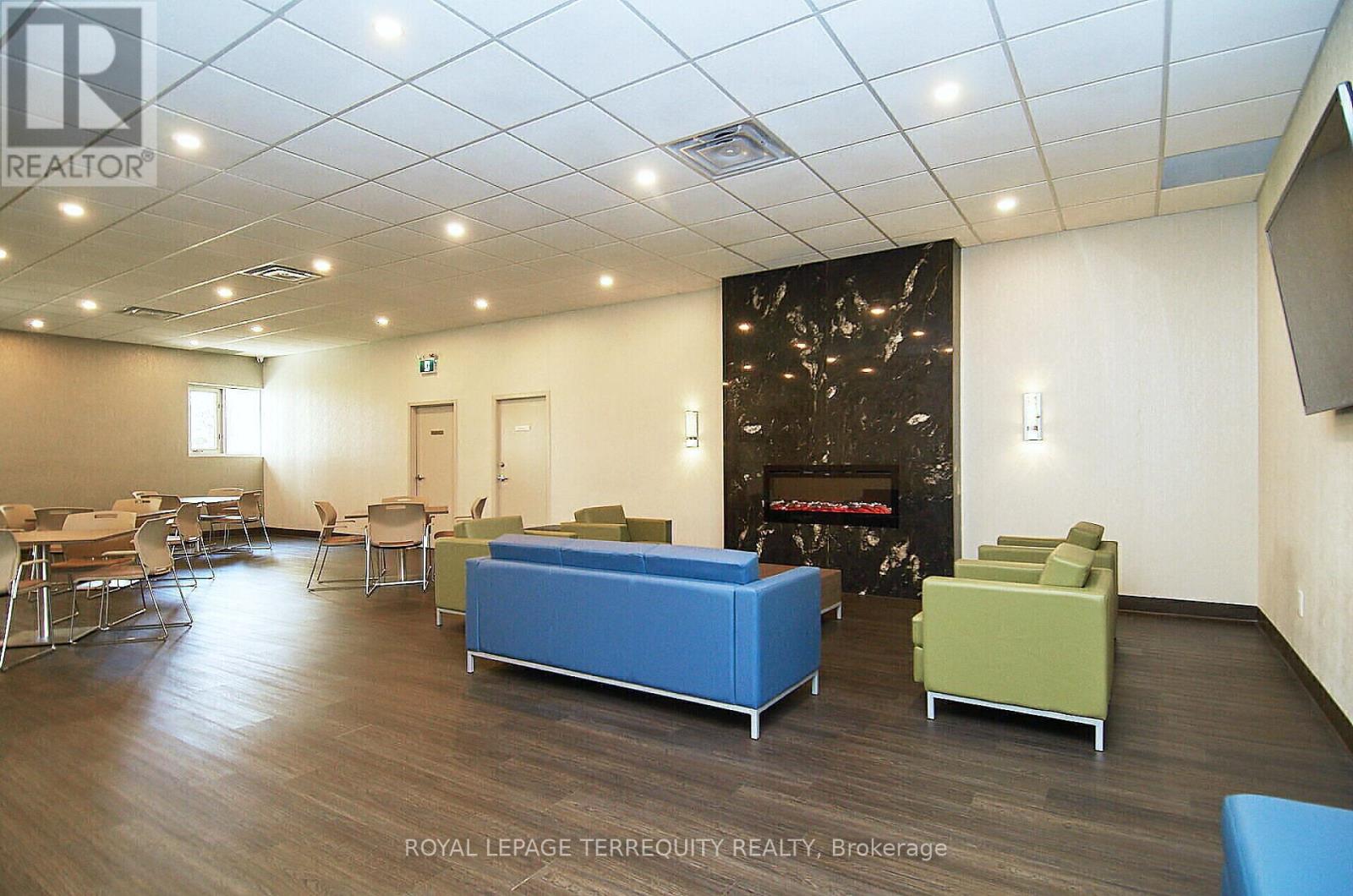 210 - 299 Mill Road, Toronto, Ontario  M9C 4V9 - Photo 44 - W12403020
