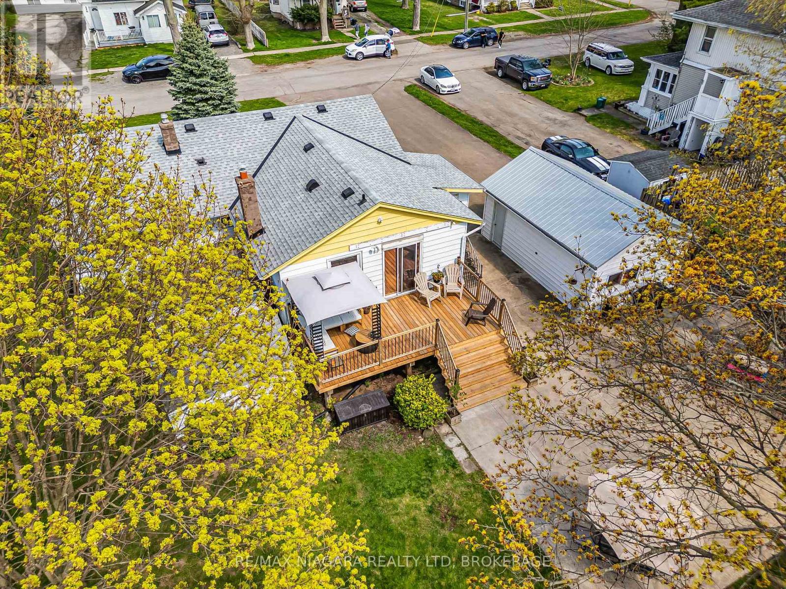 252 Mellanby Avenue, Port Colborne, Ontario  L3K 2L9 - Photo 33 - X12403075