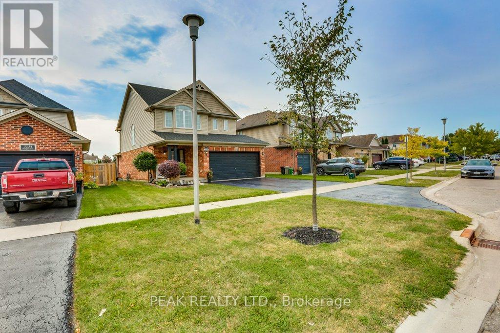 3240 Paulpeel Avenue, London South, Ontario  N6L 0A1 - Photo 2 - X12403001