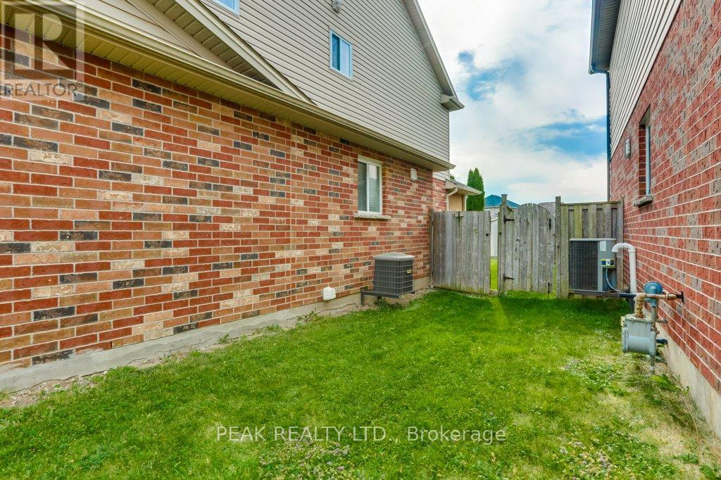 3240 Paulpeel Avenue, London South, Ontario  N6L 0A1 - Photo 43 - X12403001