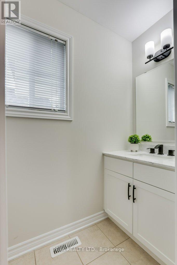 3240 Paulpeel Avenue, London South, Ontario  N6L 0A1 - Photo 7 - X12403001