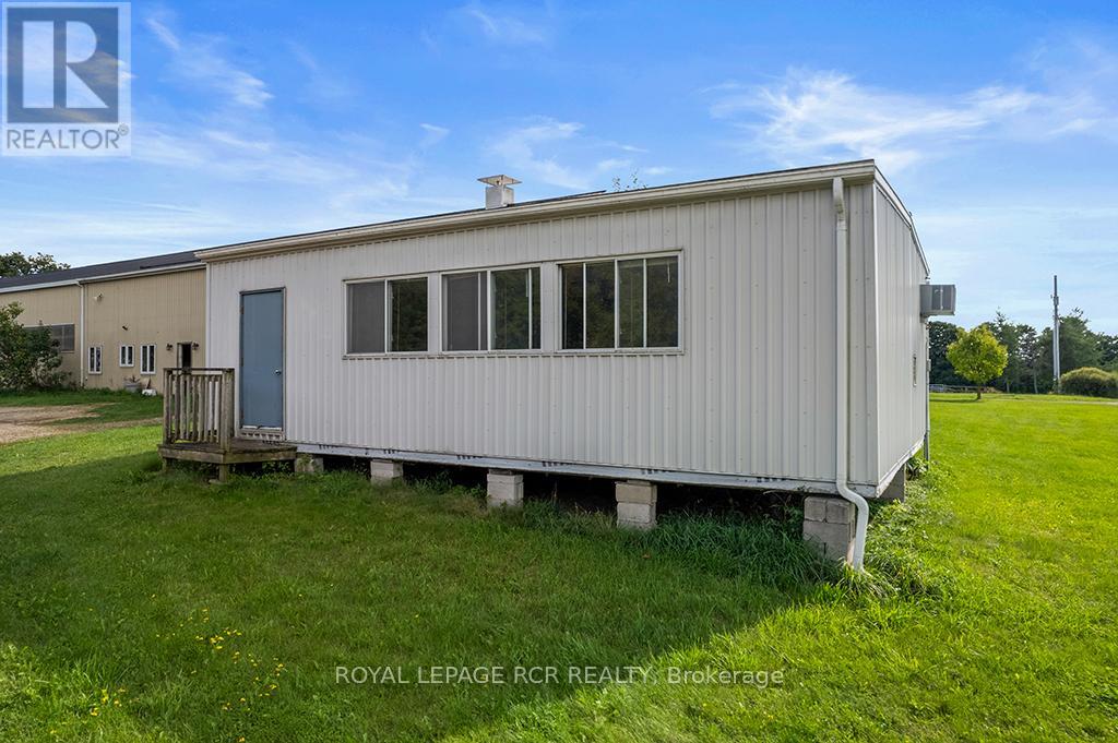 5706 Third Line, Erin, Ontario  N0B 1Z0 - Photo 46 - X12403031