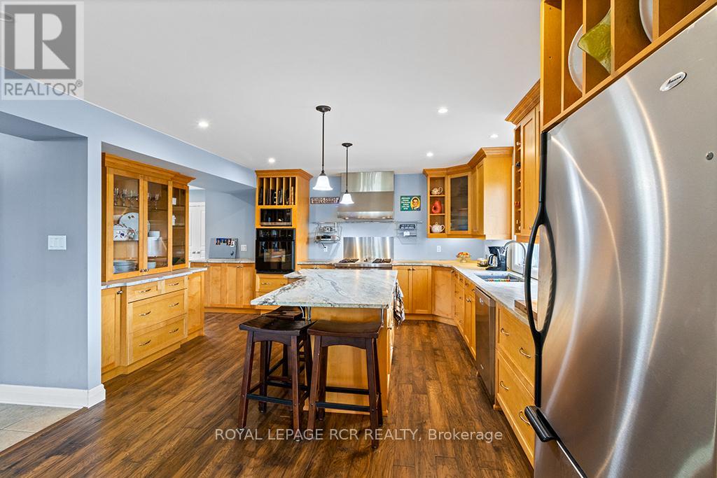 5706 Third Line, Erin, Ontario  N0B 1Z0 - Photo 9 - X12403031