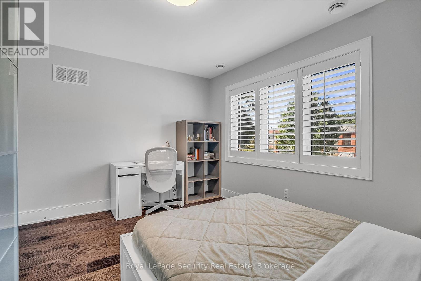 7 Avalon Avenue, Toronto, Ontario  M6N 4V4 - Photo 32 - W12403069