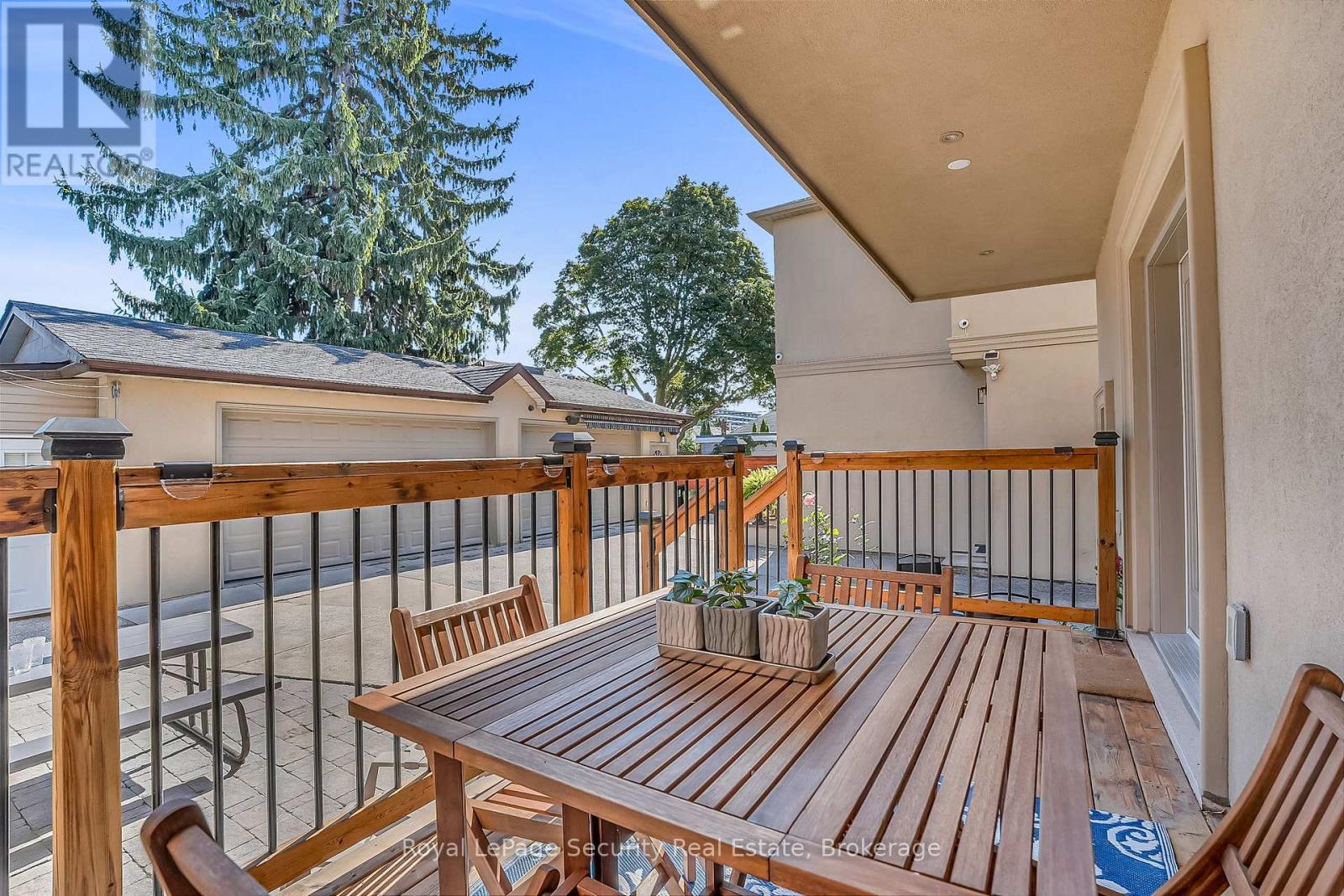 7 Avalon Avenue, Toronto, Ontario  M6N 4V4 - Photo 47 - W12403069