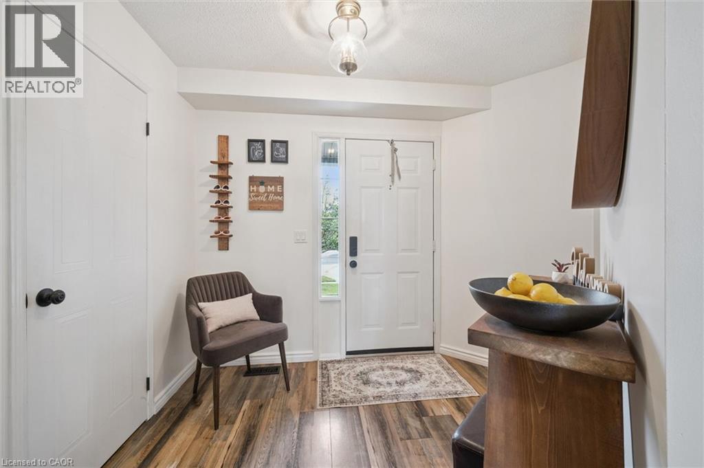 76 Elma Place, Cambridge, Ontario  N3C 4E7 - Photo 6 - 40766933
