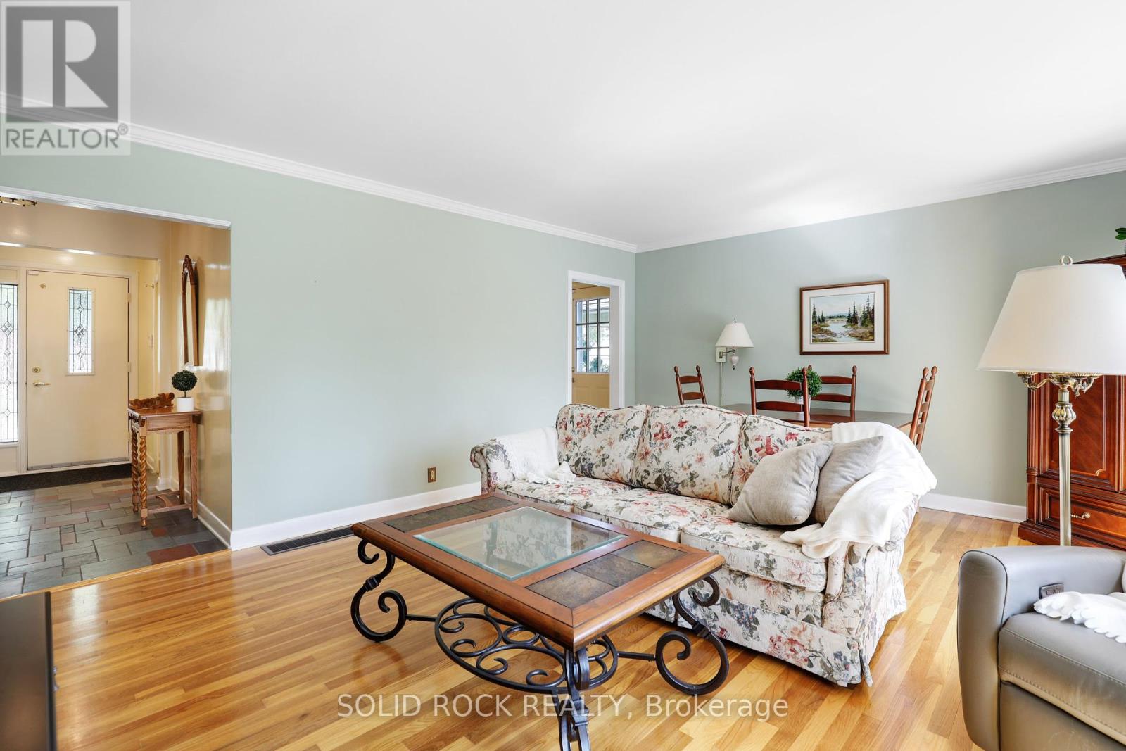 632 Chadburn Avenue, Ottawa, Ontario  K1G 0Y7 - Photo 13 - X12403100