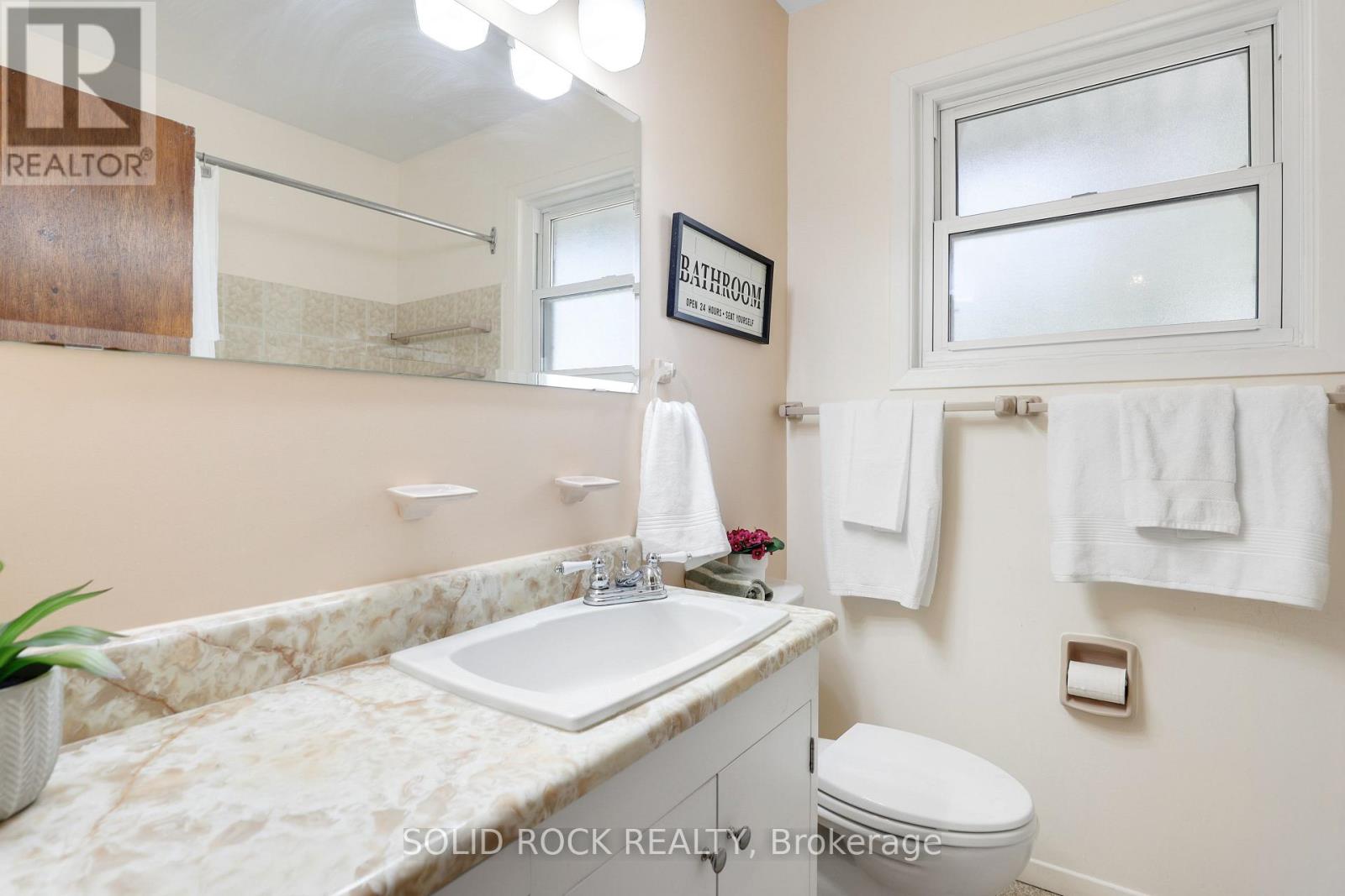 632 Chadburn Avenue, Ottawa, Ontario  K1G 0Y7 - Photo 20 - X12403100