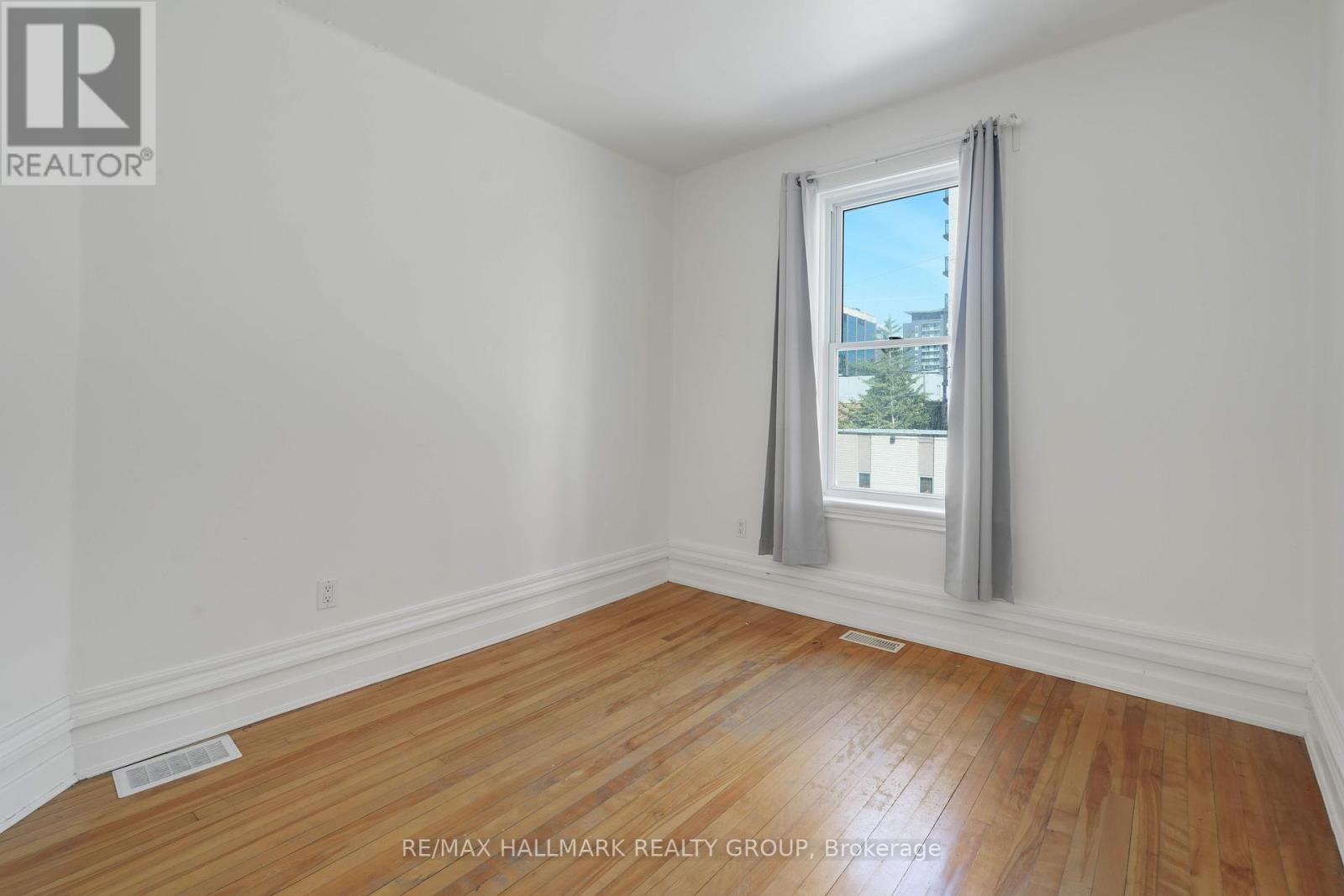 286 Kent Street N, Ottawa, Ontario  K2P 2A4 - Photo 22 - X12327901