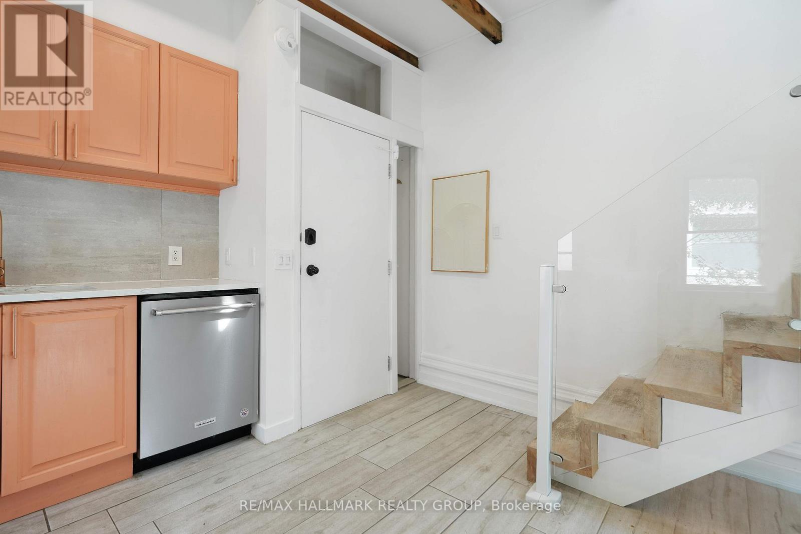 286 Kent Street N, Ottawa, Ontario  K2P 2A4 - Photo 13 - X12327901
