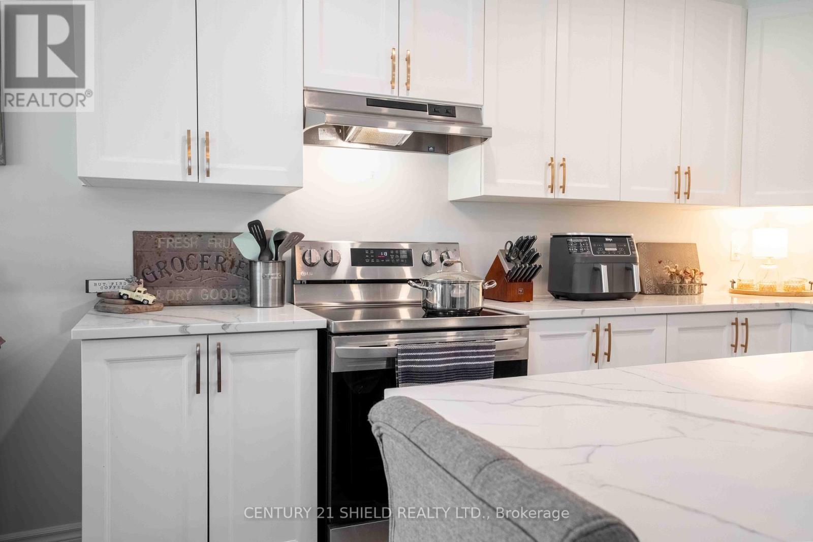 1108 Nicolas Crescent W, Cornwall, Ontario  K6J 0C1 - Photo 21 - X12392079