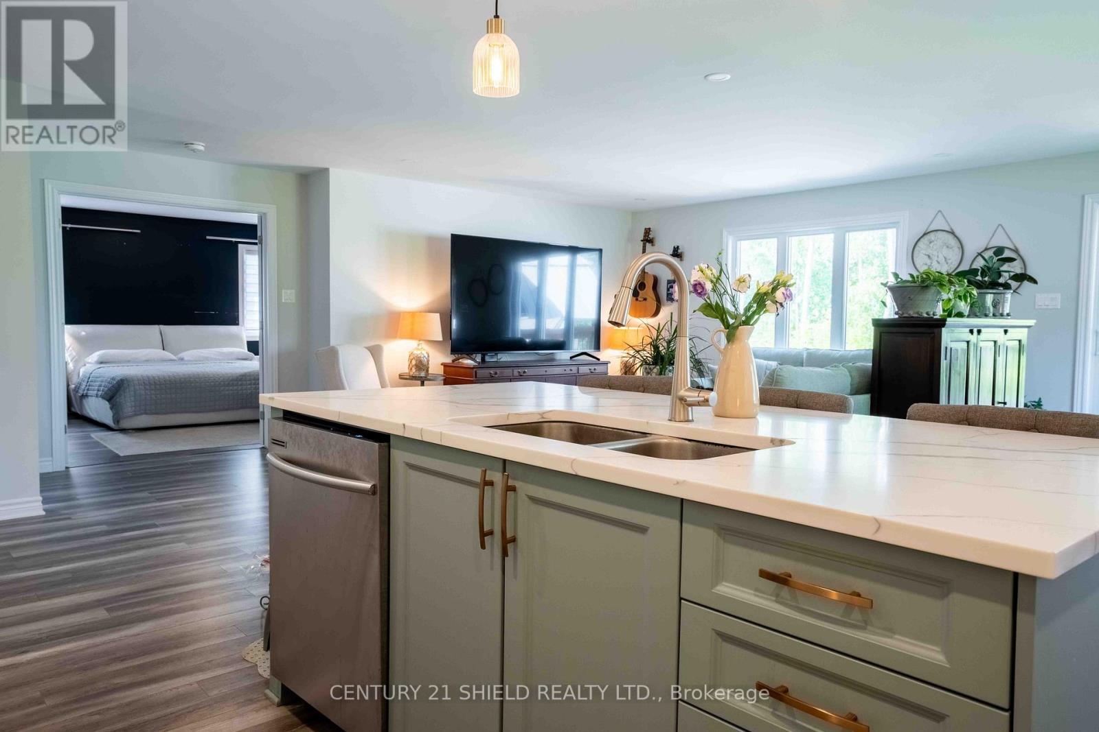 1108 Nicolas Crescent W, Cornwall, Ontario  K6J 0C1 - Photo 23 - X12392079