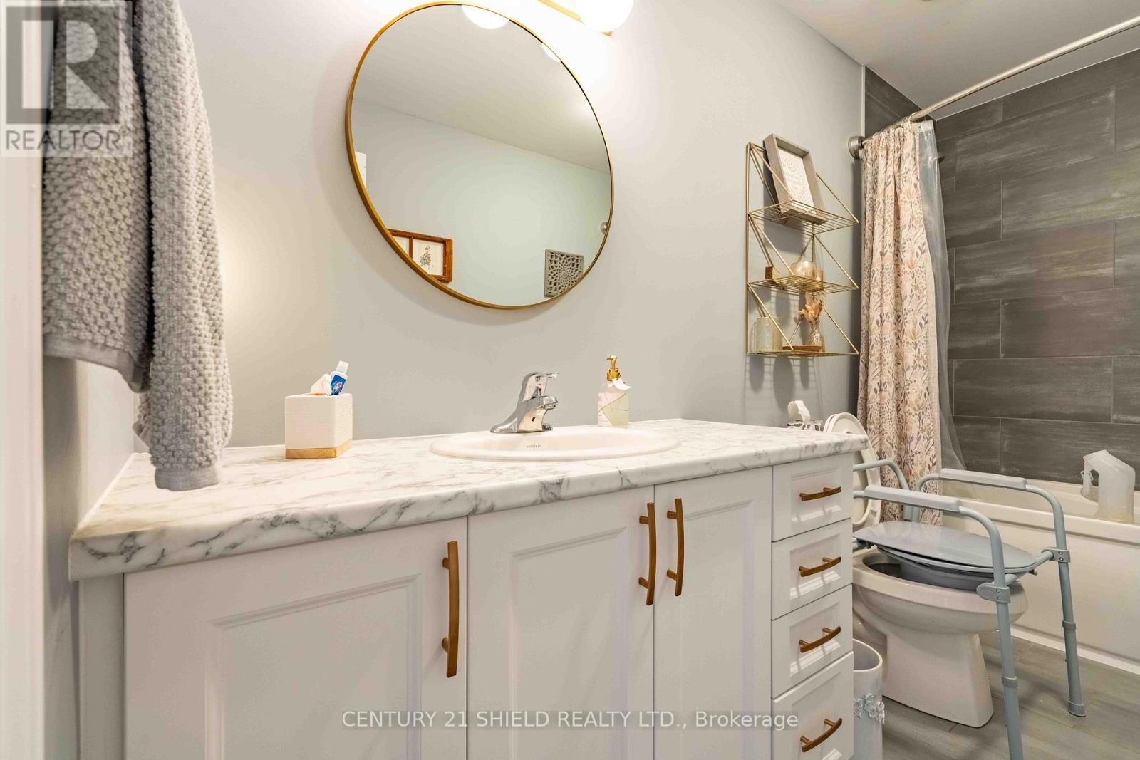 1108 Nicolas Crescent W, Cornwall, Ontario  K6J 0C1 - Photo 7 - X12392079