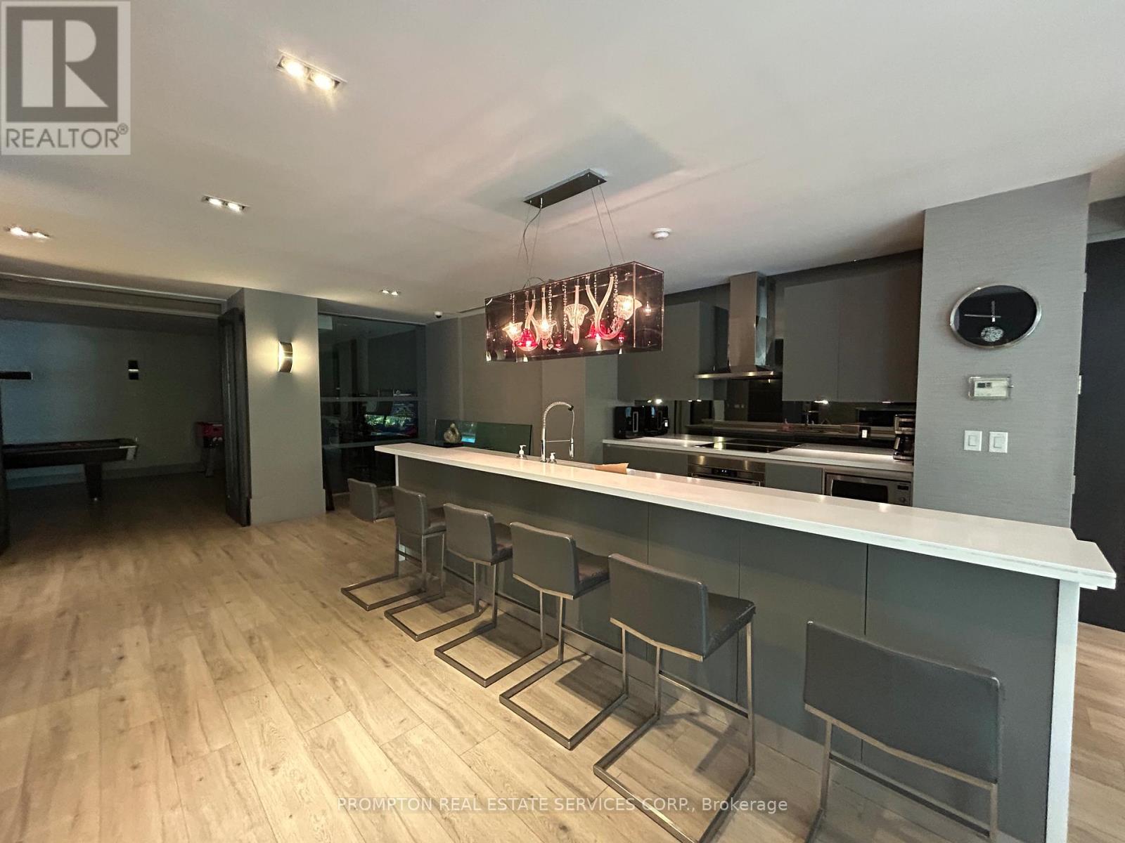 517 - 399 Adelaide Street W, Toronto, Ontario  M5V 1S4 - Photo 6 - C12403098