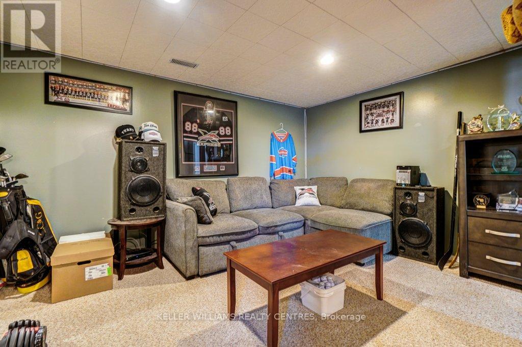 34 Meadowlands Drive, Brock, Ontario  L0E 1E0 - Photo 27 - N12403077
