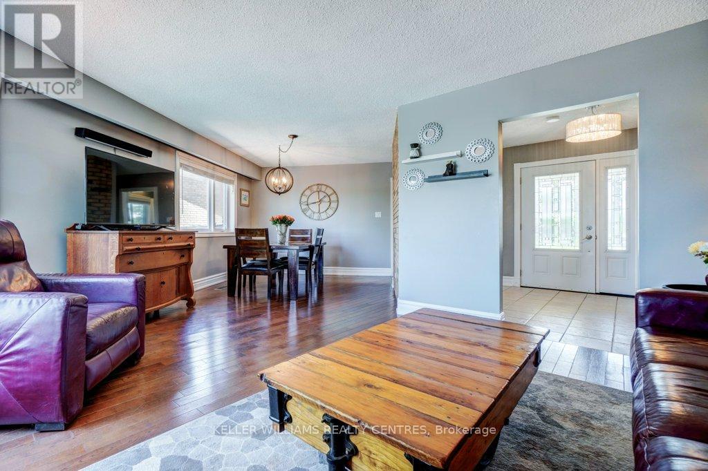 34 Meadowlands Drive, Brock, Ontario  L0E 1E0 - Photo 5 - N12403077