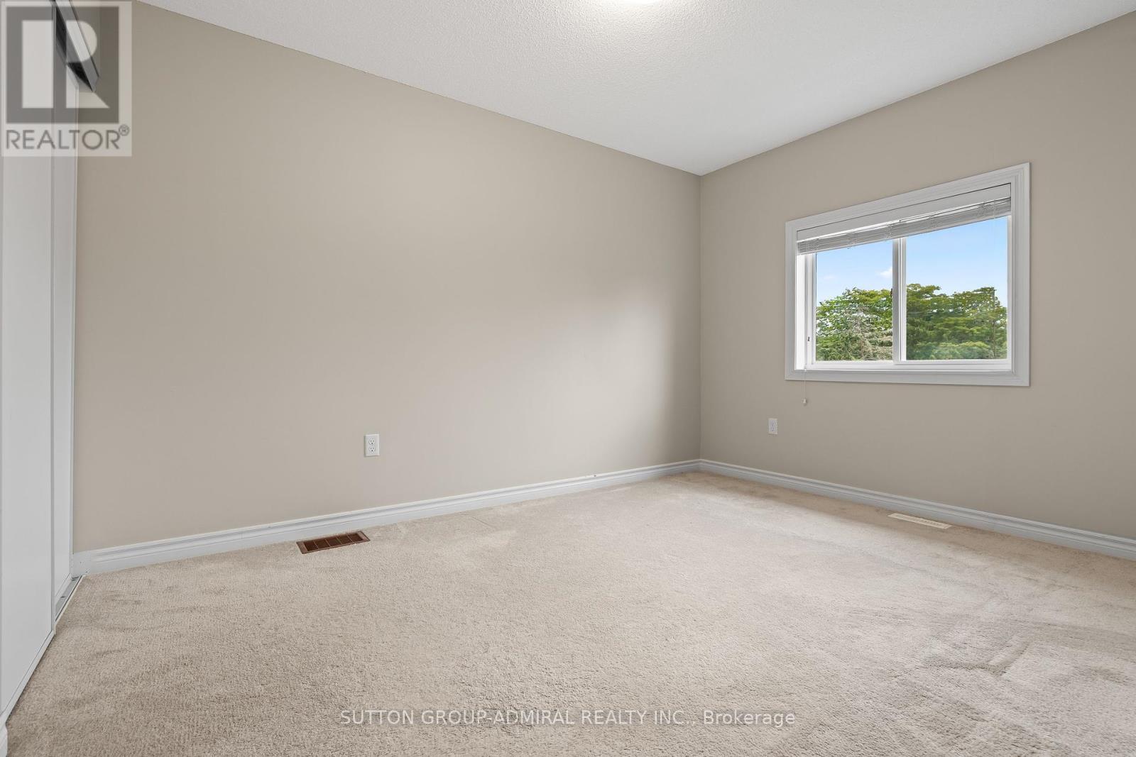 29 Crew Court, Barrie, Ontario  L4N 5S4 - Photo 22 - S12403089