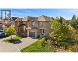 29 CREW COURT, Barrie, Ontario