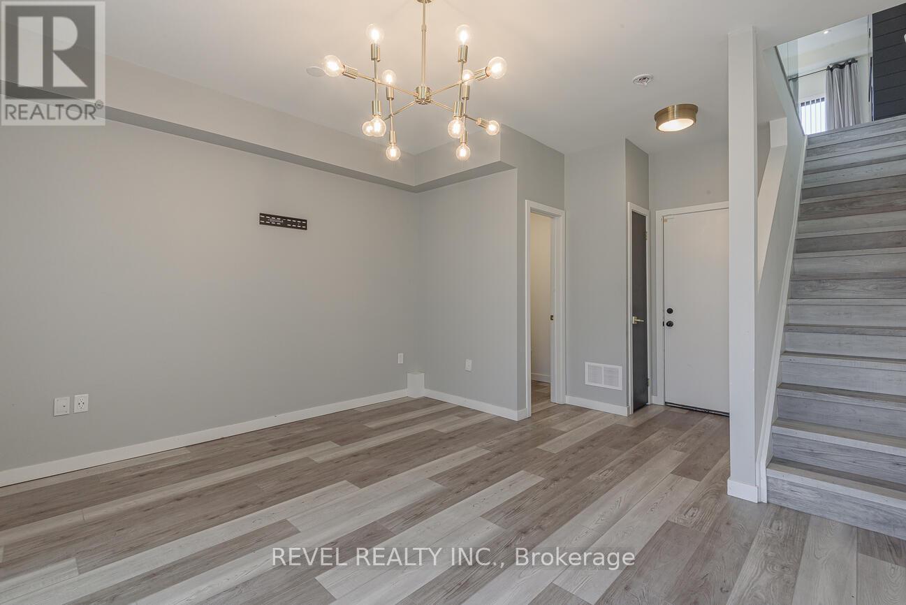 104 - 369 Essa Road, Barrie (Holly), Ontario  L4N 9C8 - Photo 7 - S12403090