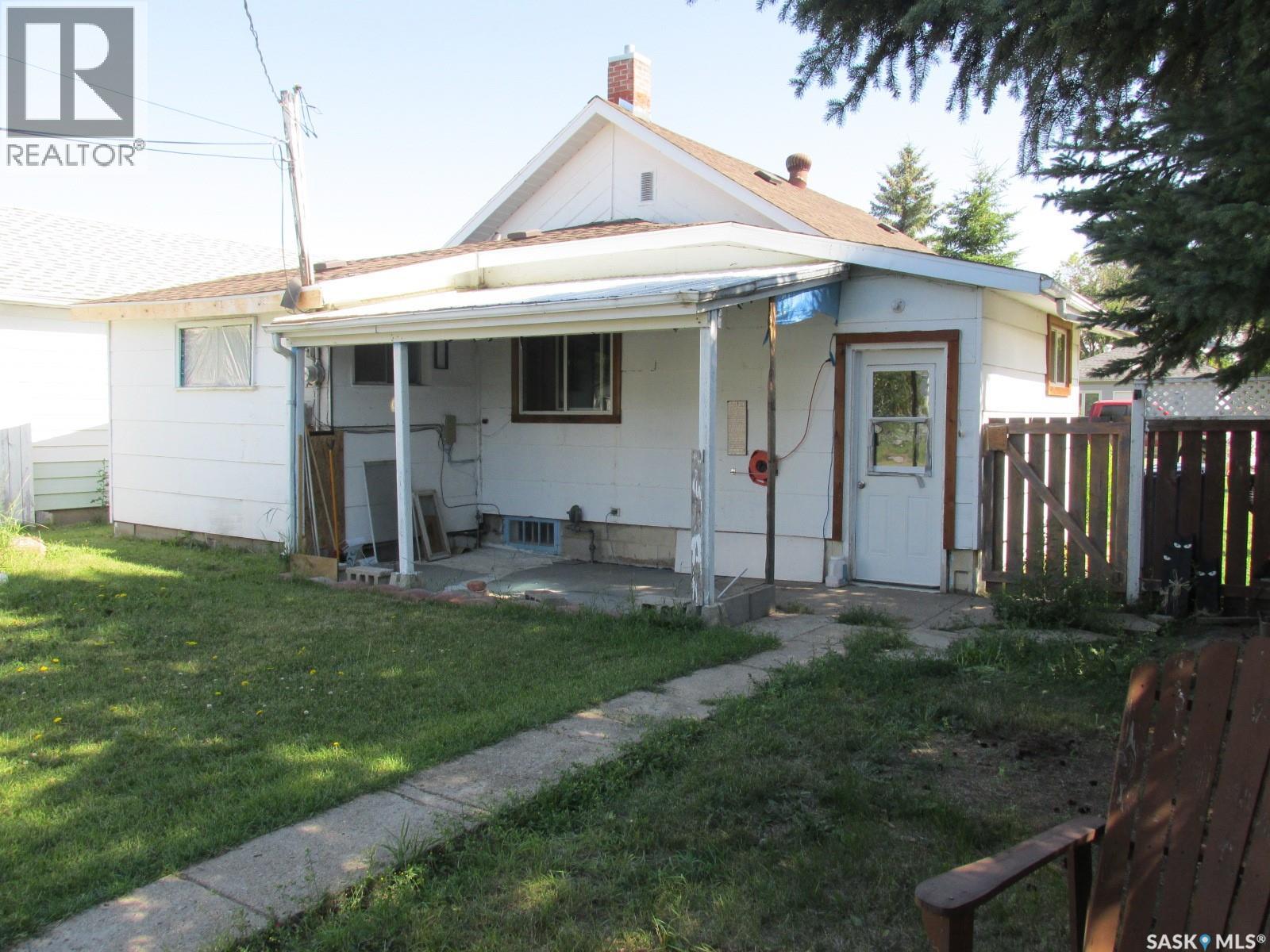 304 1st Street W, Nipawin, Saskatchewan  S0E 1E0 - Photo 36 - SK013763