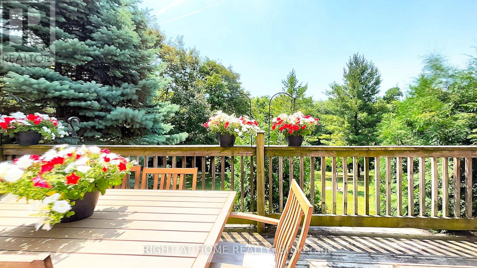 50 Tamarack Circle, Toronto (Kingsview Village-The Westway), Ontario  M9P 3T9 - Photo 18 - W12403086