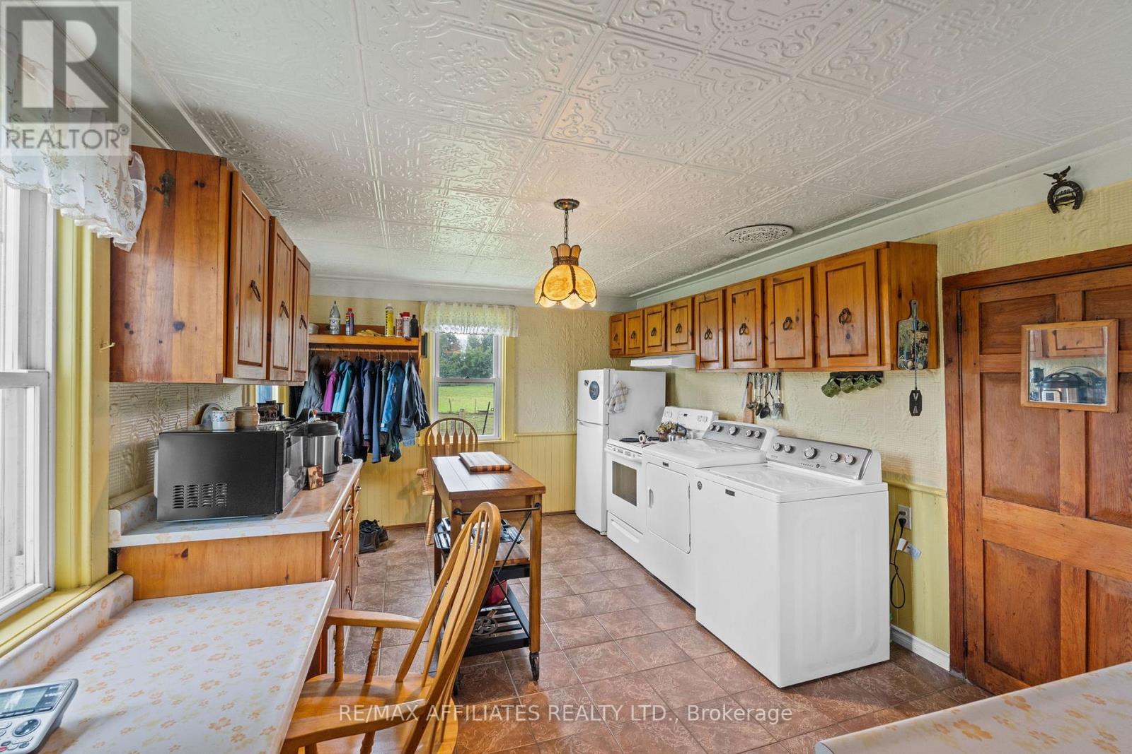 255 County Road 40 Road, Athens, Ontario  K0E 1B0 - Photo 2 - X12403106
