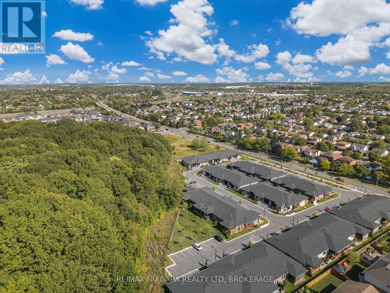 16 - 300 Richmond Street, Thorold (Confederation Heights), Ontario  L2V 0L6 - Photo 38 - X12403128