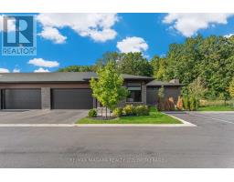 16 - 300 Richmond Street, Thorold (Confederation Heights), Ca