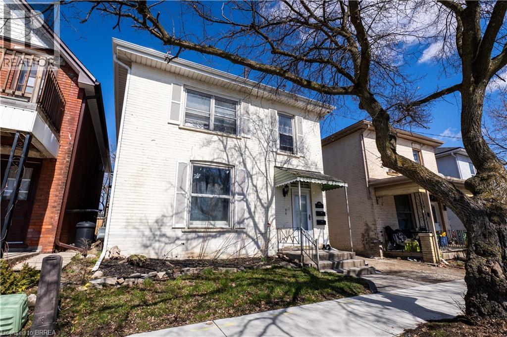 300 Dalhousie Street, Brantford, Ontario  N3S 3V5 - Photo 2 - 40768792