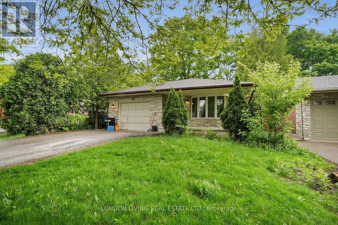 87 Essex Street, London North, Ontario  N6G 1B4 - Photo 16 - X12336621