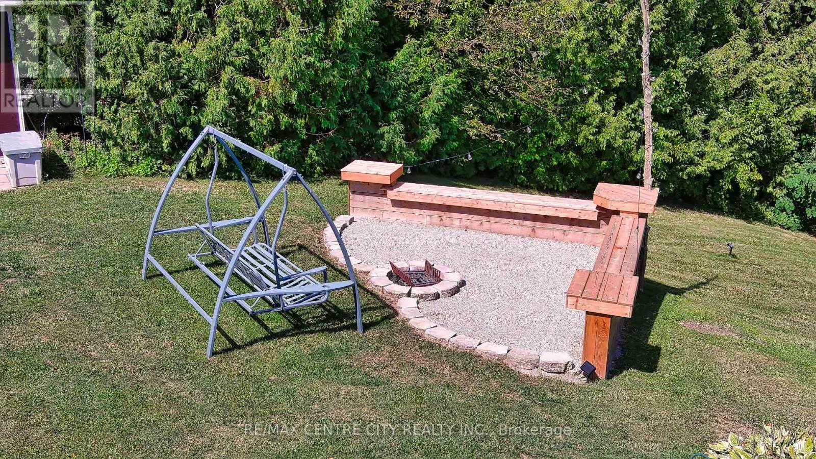 42610 Walnut Street, Central Elgin, Ontario  N0L 2L0 - Photo 40 - X12399855