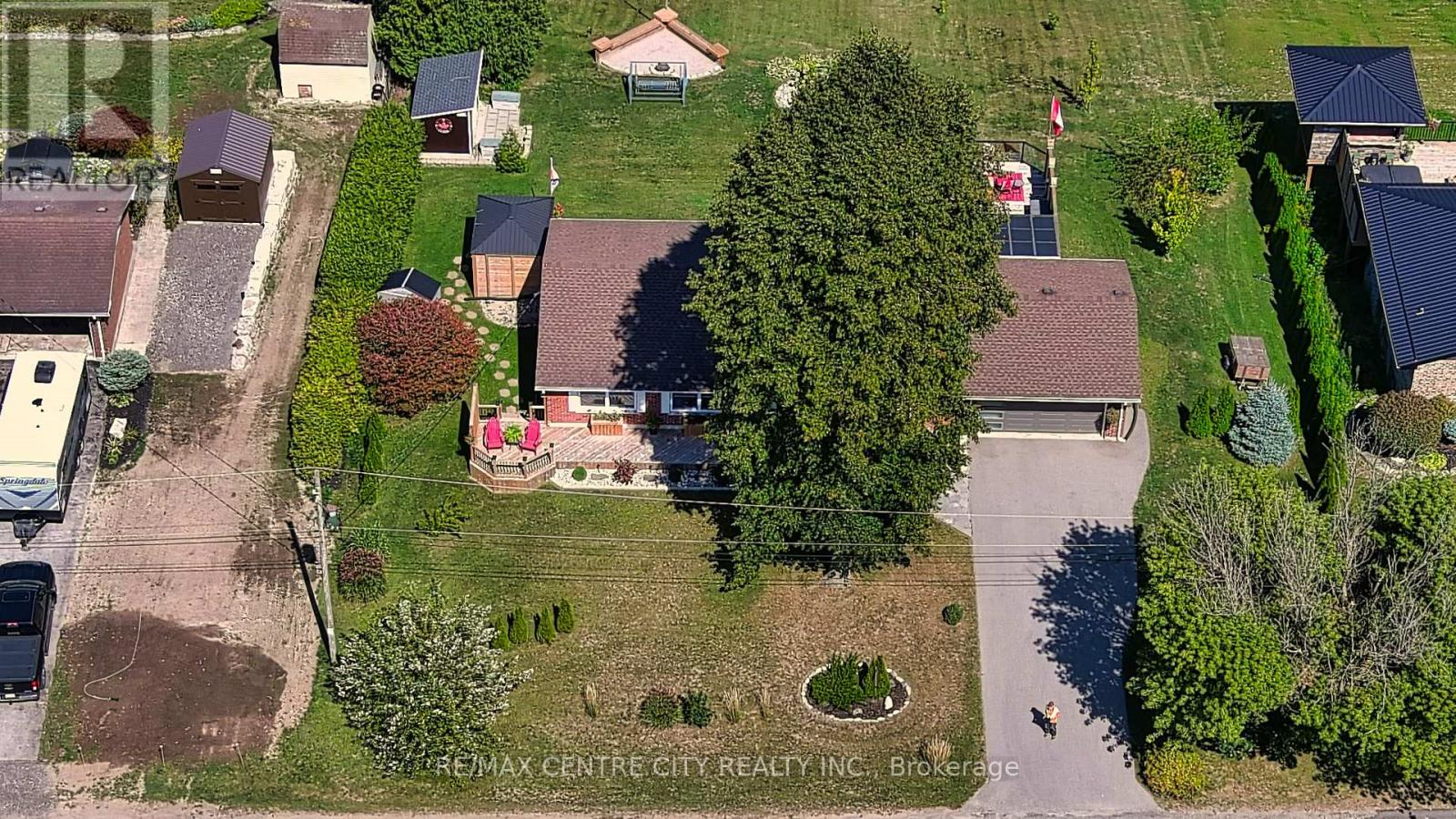 42610 Walnut Street, Central Elgin, Ontario  N0L 2L0 - Photo 47 - X12399855